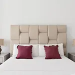 Stay U-Nique Apartment Romana